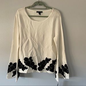 Ribbed long sleeve with floral detail